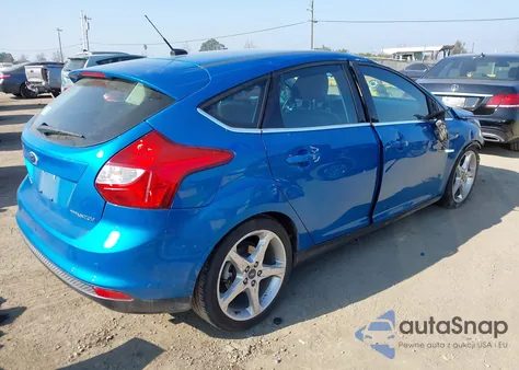2014 Ford Focus Titanium из США, поврежденный, VIN 1FADP3N29EL210861